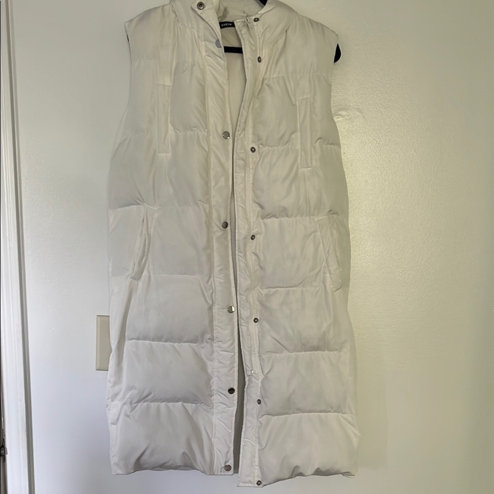 Women's White Puffer Vest
